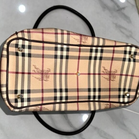 BURBERRY**NOVA CHECK**TOTE - Picture 9 of 16